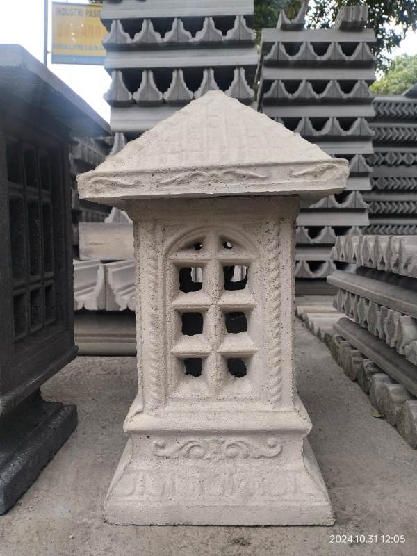 Lampu Taman Beton 1